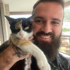 Essa semana estamos relembrando na UERJ os 50 anos do assassinato do  estudante da UERJ de medicina Luiz Paulo, fuzilado na frente do hospital  universitário Pedro Ernesto por agentes da repressão da