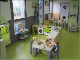 Epingle Par Severine Maillard Sur Creche En 2020 Design De Garderie Montessori Salle De Jeux Micro Creche