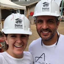 Sharon Umansky Benton, The Agency