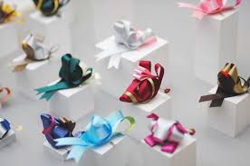 Beautiful Japanese Ribbon Art Try Do It After If You Can Ribbon Art Crafts Gift Wrapping Bows