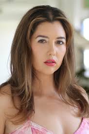 Hi Everyone! I am a costume designer looking to connect with directors,  producers, and cinematographers to grow my network! Dropping my website  below! If anyone has a short film or indie feature