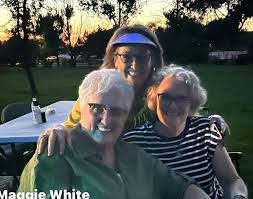 Classmates' amazing reunion photos wanted