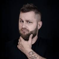 20+ "Piotr Daniel" profiles