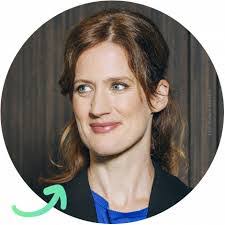 Jennifer Wilton's Instagram, Twitter & Facebook