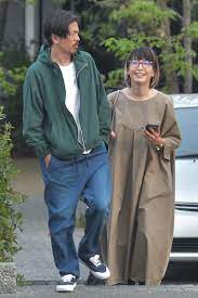 宮沢りえ ふんわり服で森田剛とデート 映画降板の理由は newsポストセブン メンズファッション メンズファッションスタイル 作業着ファッション