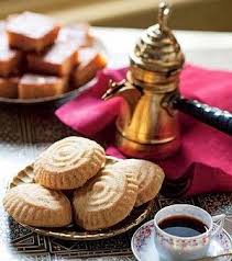 Smh Good Living Ma Amoul Lebanese Sweets Abla S Lebanese Kitchen With Images Food Easter Sweets Recipes