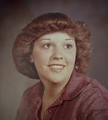 Janet Pauley's Instagram, Twitter & Facebook