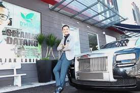 Malaysia S Cosmetics Millionaire Aliff Syukri To Pay Additional 16 000 For Rolls Royce Taxes Se Asia News Top Stories The Straits Times