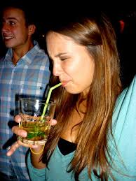 Mi Vida Como Una Española!: FINALLY LEGAL.. in a place where it doesn't  matter..