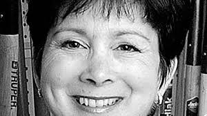 Joanne Main's Instagram, Twitter & Facebook