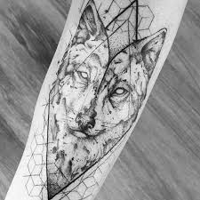 Wolf Geometric Pattern And Aquarel Tattoo By Broken Ink Follow Instragram Broken Tattoo Kurt Dovmeleri Kol Dovmeleri Dovme Taslaklari