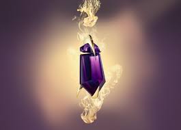These scents are just alluring and remarkable, get ready to become irresistible to everyone you meet! Thierry Mugler Celebrates 10 Years Of The Alien Yakymour