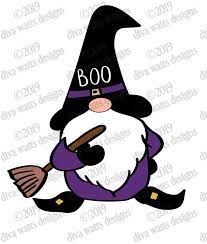 Remplissez le formulaire et après validation votre lien apparaîtra sur le site ! Gnome Sorciere De Svg Halloween France Fichier De Coupe En Etsy En 2021 Halloween France Halloween Gnome