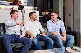 Telewizja ttv zrealizuje brytyjski format „gogglebox. Gogglebox Przed Telewizorem Konrad Marianski I Kuba Felinski Zdradzaja Jak Zaczela Sie Ich Przygoda Z Programem Zdjecia Bialystok Nasze Miasto