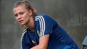 May 30, 2021 · fridolina rolfö och rebecka blomqvist är cupmästare. Rolfo Star Over Ukrainamatchen Svensk Fotboll
