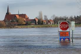 Naar verwachting zet in de loop van zondag een daling van de waterstand in, maakte rijkswaterstaat bekend. Al Maatregelen Tegen Verwacht Hoogwater Maas Maasland Gelderlander Nl