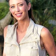 Amanda Woolsey's Instagram, Twitter & Facebook