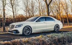 download wallpapers mercedes benz s63 amg 2017 luxury white sedan white cars white s63 german cars mercedes 4k besthqwallpapers com mercedes wallpaper benz mercedes benz wallpaper