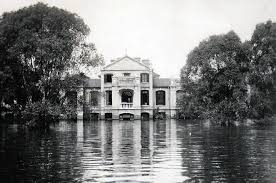 They were so devastating that they are now considered to be one of the deadliest natural disasters of the twentieth century, excluding famines and pandemics. Historical Flooding Lessons Blendspace