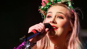 Maria fra Lillesand er showstjerne i Oslo