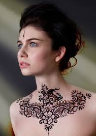 Black And Gold Henna On Chest Henna Neck Henna Style Henna