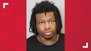 Virginia Beach police search for suspects in deadly shooting