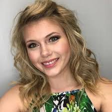 Jocelyn Irvin's Instagram, Twitter & Facebook