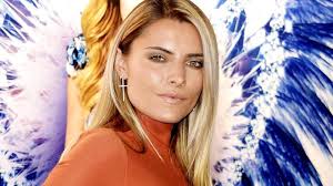 Das ist ihr außergewöhnliches neues tattoo. Sophia Thomalla Uber Promi Gehalter So Viel Verdient Sie Auf Dem Roten Teppich