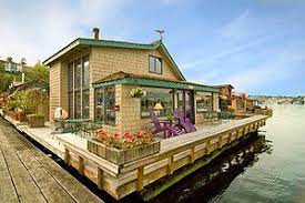 Сша, вашингтон, сиэтл, 1100 west ewing street. The Real Houseboat From Sleepless In Seattle House Boat Floating House Houseboat Living