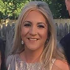 Carolyn Mazza's Instagram, Twitter & Facebook