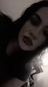 Rebecca Lantz's Instagram, Twitter & Facebook