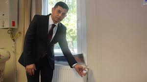 Doğalgaz hava ile temasta patlama gerçekleştirileceği için uzman kişiler seçmeye özen göstermelisiniz. Dogalgazdan Nasil Tasarruf Edilir Dogalgaz Faturasini Dusurmenin Yontemleri Guncel Haberleri