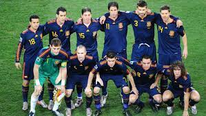 El día de mañana se juega la gran final de la innovadora copa mundial de futbol 2010. Asi Era La Alineacion De Espana En La Final Del Mundial Sudafrica 2010 90min