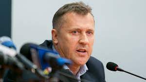 Check spelling or type a new query. Nieoficjalnie Mowi Sie Ze Prezes Jagiellonii Bialystok Cezary Kulesza Wystartuje W Tegorocznych Wyborach Na Szefa Pzpn U