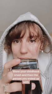 Danielle Oakes (@fluffyoakes)