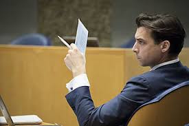 Theo upt hiddema (holwerd, 1 april 1944) is een nederlandse advocaat en voormalig parlementslid. Theo Hiddema Ik Sta Open Voor Allerlei Soorten Mensen Eenvandaag