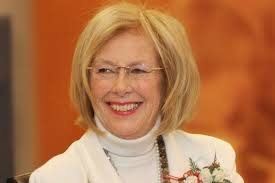 Roseann Bentley's Instagram, Twitter & Facebook