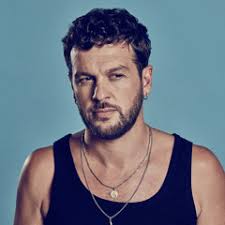 Stream Mickael Miro "L'horloge Tourne" (Original) by undcmiels