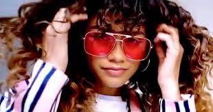 Cute Instagram Captions For Every Curly Hair Photo