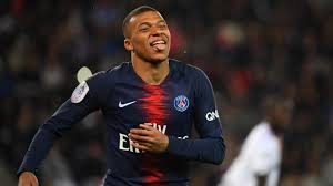 Kylian mbappe ist ein halbbruder zu. Psg Kylian Mbappe Im Duell Mit Lionel Messi Um Goldenen Schuh Eurosport