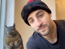 Mark Longo's Instagram, Twitter & Facebook