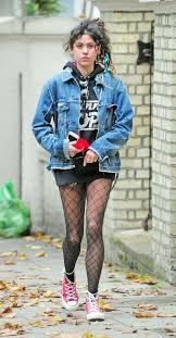 Headbands, printed tights and houndstooth. Eliza Doolittle In Stockings Hawtcelebs