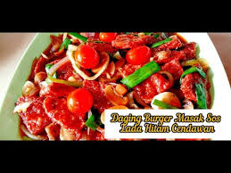 Panaskan margarin di atas panggangan wajan, lalu masak daging cincang. Daging Burger Masak Sos Lada Hitam Cendawan Special Style Saya Youtube