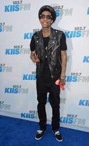 Wiz Khalifa The Wiz Wiz Khalifa Poses For Pictures