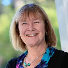 Kerry Stubbs's Instagram, Twitter & Facebook