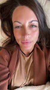 I will no longer make losers amazing, I’ll just make money #explore  #workinggirl #contentcreator