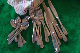 I think it's pretty safe to say your flatware is authentic for a few simple reasons. How To Identify Oneida Tudor Silver Plate Patterns