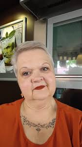 i went to school with one pen and i came back with five pens who i'm i ?  😂😂😂😂