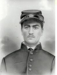 Louis Bergmann's Instagram, Twitter & Facebook