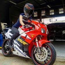 pin on asian girl rider